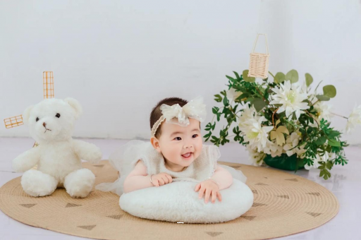 永新四个月的孕妇肚子疼